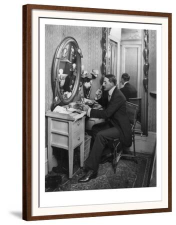 Seated Dressing